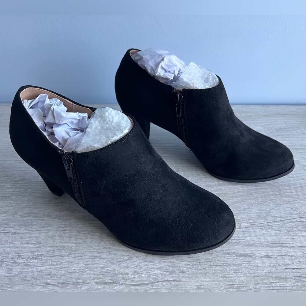 Journee Collection Women's Sanzi Side Zip Dress Shooties Size 9
